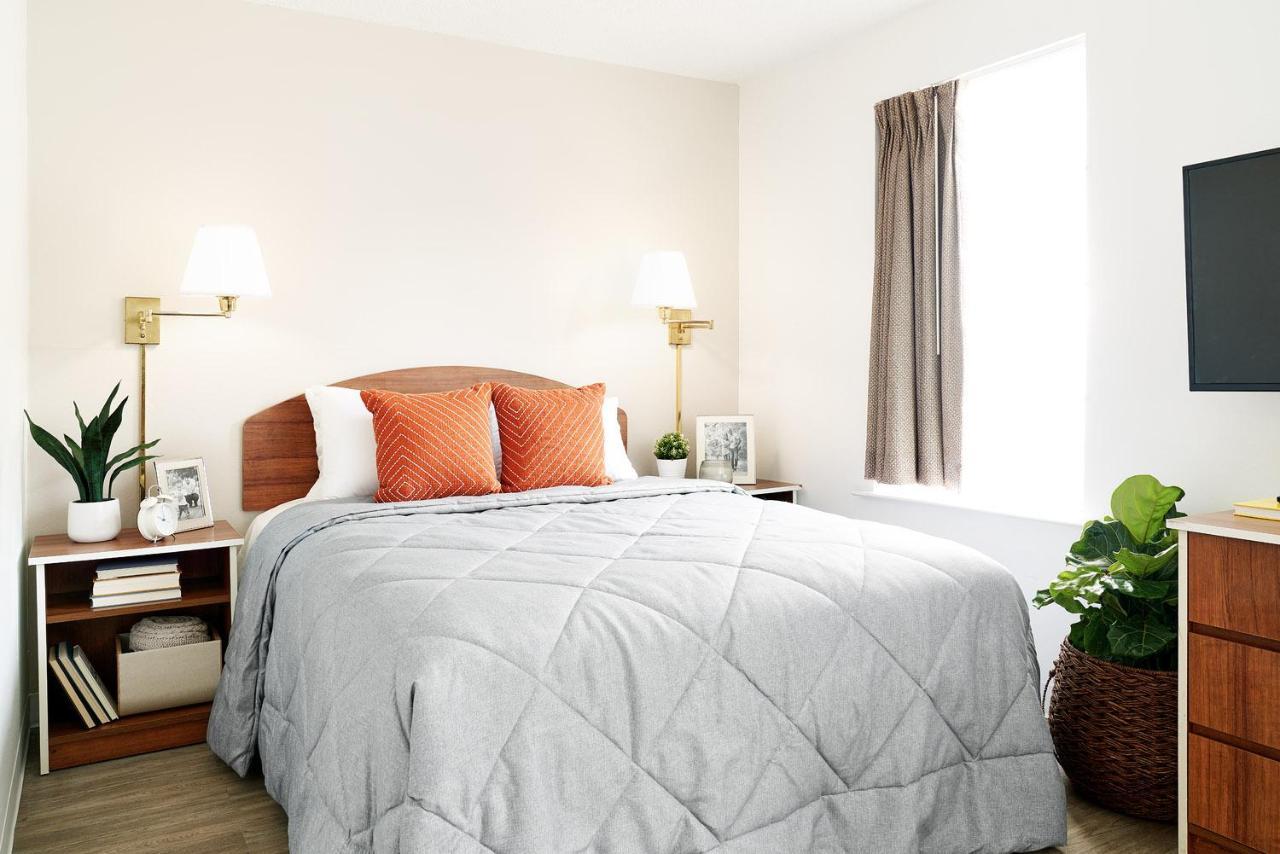 Intown Suites Extended Stay Jacksonville Fl - Atlantic Blvd Экстерьер фото
